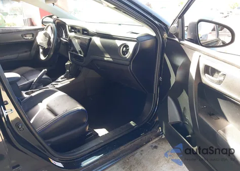 2018 Toyota Corolla Xse z USA, uszkodzony, nr VIN 5YFBURHE0JP819793